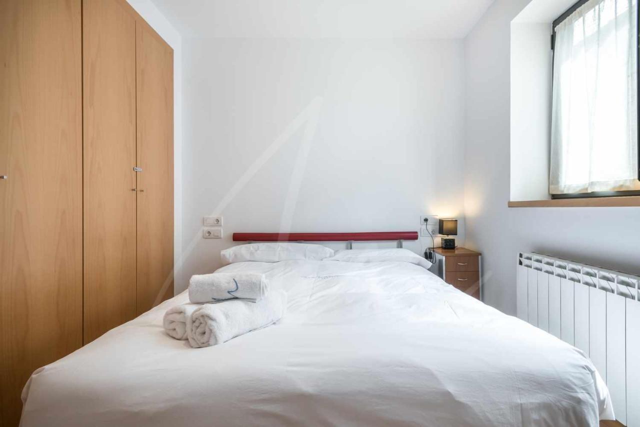 Aneu By Seamount Rentals Valencia D'Aneu Екстер'єр фото