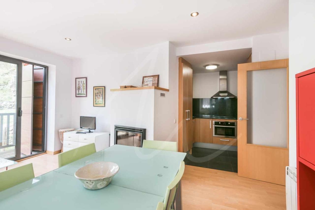 Aneu By Seamount Rentals Valencia D'Aneu Екстер'єр фото